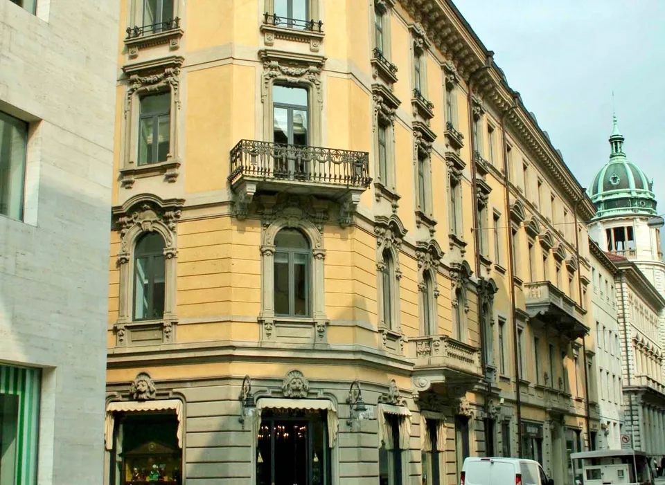 Elegante ufficio / appartamento di rappresentanza in centro Lugano