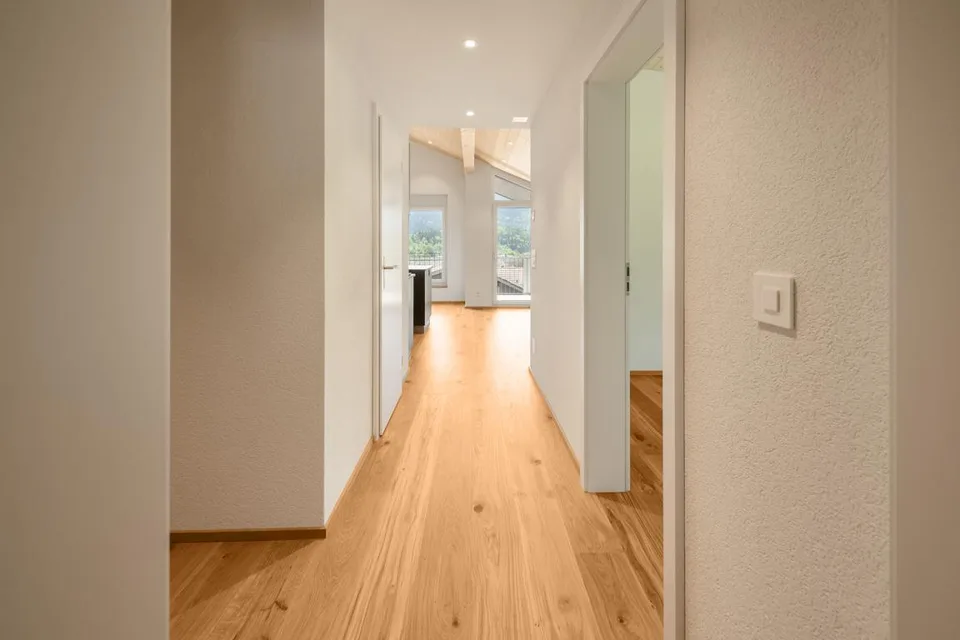 3.5-Zimmer-Dachwohnung mit Bergpanorama – Foto 19 von 29