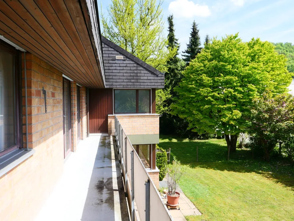 Architektonisch stilvolles und sehr grosszügiges Einfamilienhaus oder 2-Generationenhaus ... – Foto 28 von 30