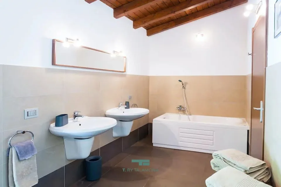 Casa a schiera con vista lago - Dumenza – foto 11 di 13