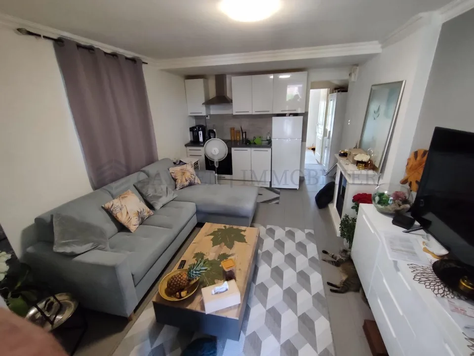 Casa con 6 alloggi e alto rendimento locativo!