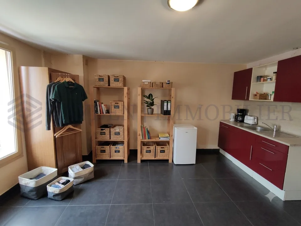 Casa con 6 alloggi e alto rendimento locativo! – foto 10 di 13