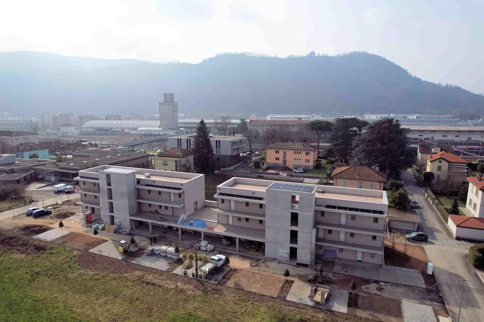 Nuovo appartamento con grande terrazza in zona comoda e strategica