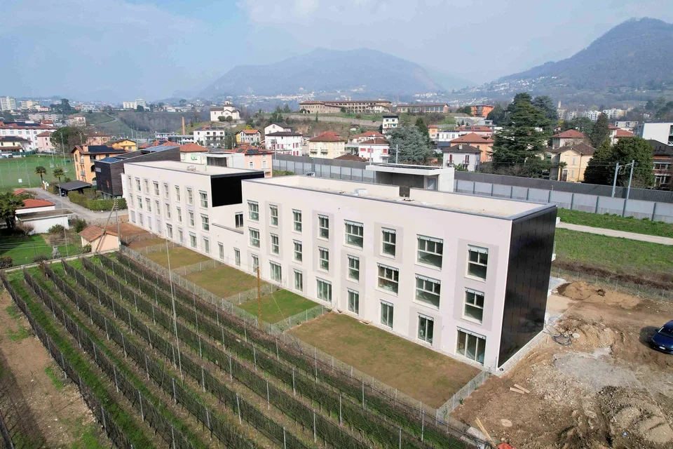 Nuovo appartamento con grande terrazza in zona comoda e strategica