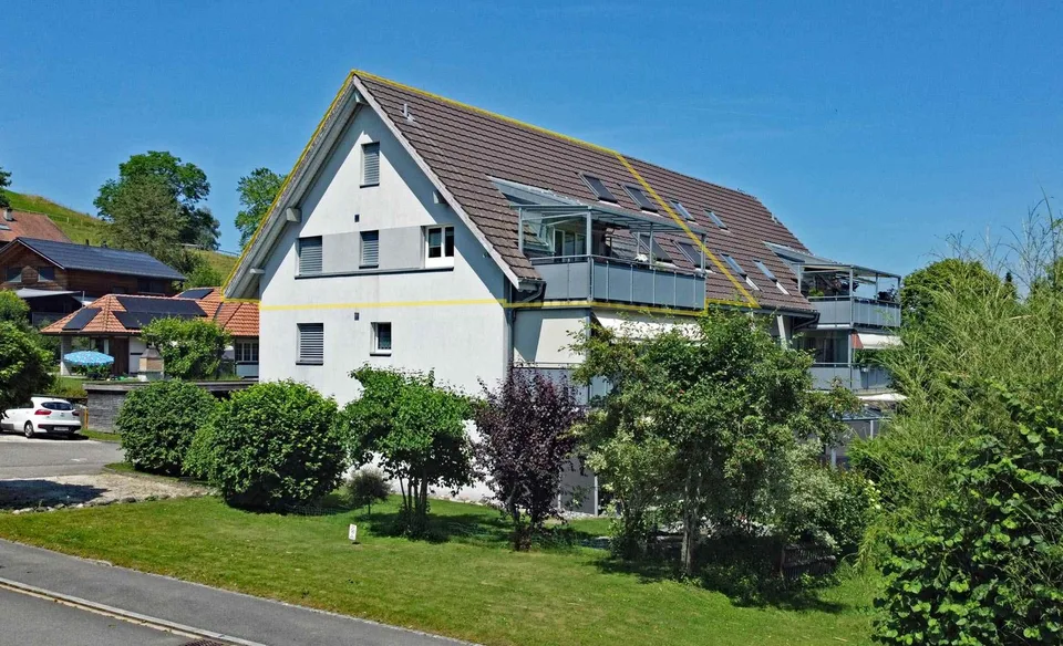 Im schönschte Egge vo Oberburg ä top-moderni Wohnig , wo mängs Eifamiliehuus i Schatte stöut