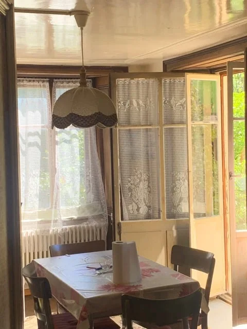 2123 St-Sulpice Vendita di una vecchia casa di villaggio da ristrutturare con grande terreno – foto 10 di 14