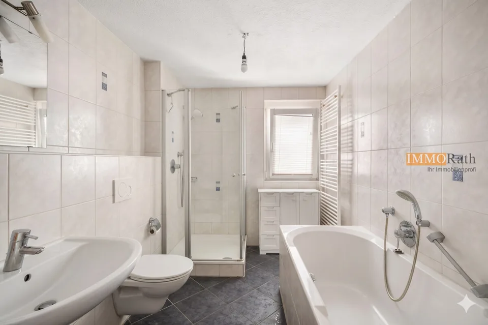 IMMORath.de - Maison multifamiliale rénovée avec trois unités de logement énergétiquement efficaces – photo 9 sur 13