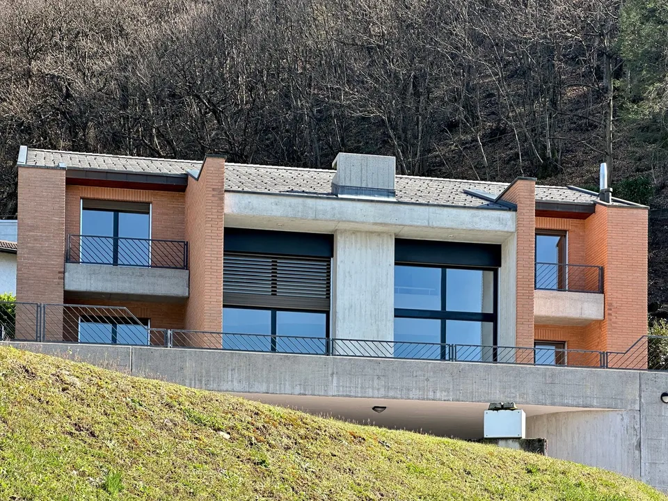 Villa unifamiliare di 7 locali con vista panoramica a Sant'Antonino