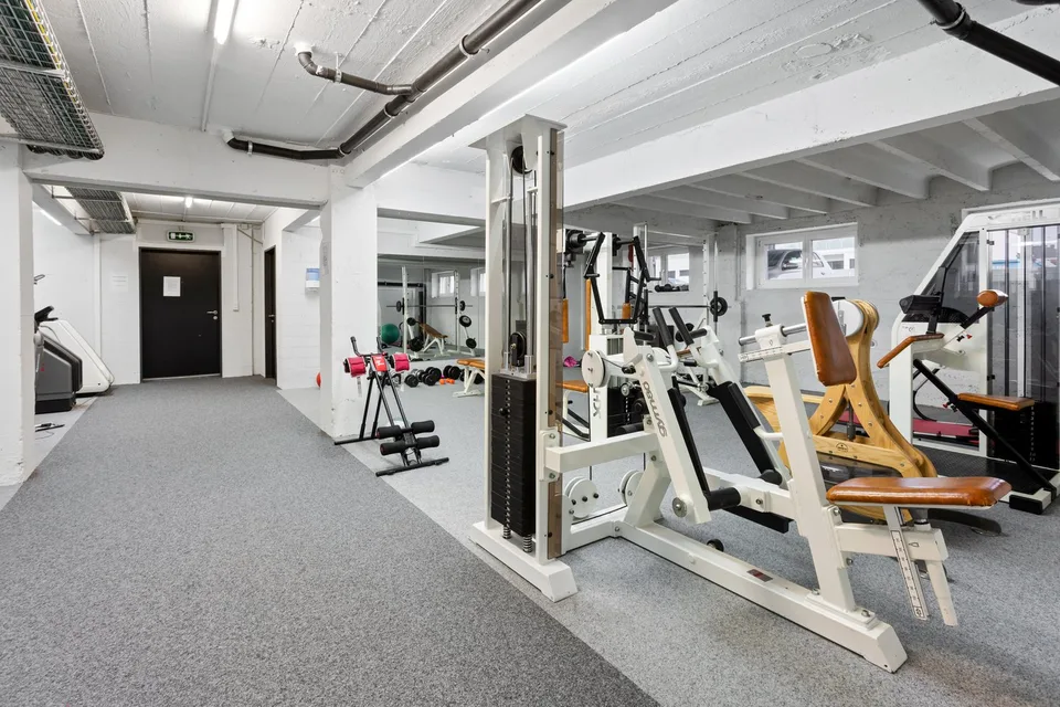 Beautiful loft with a view of the lake – photo 14 of 15