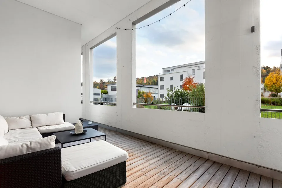 Beautiful loft with a view of the lake – photo 12 of 15