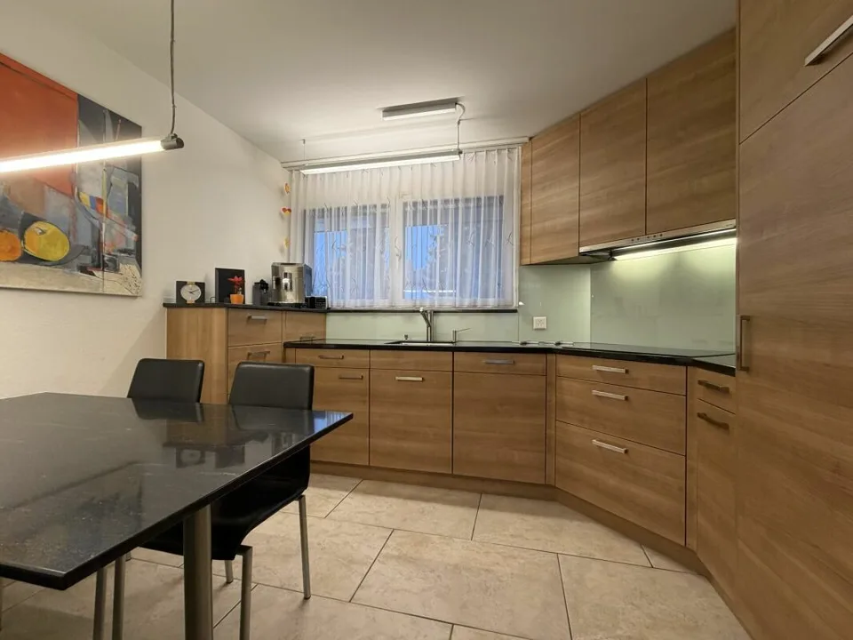 RESERVIERT - Top gepflegtes und sehr gut unterhaltenes 5 1/2 Zimmerhaus an zentraler Lage