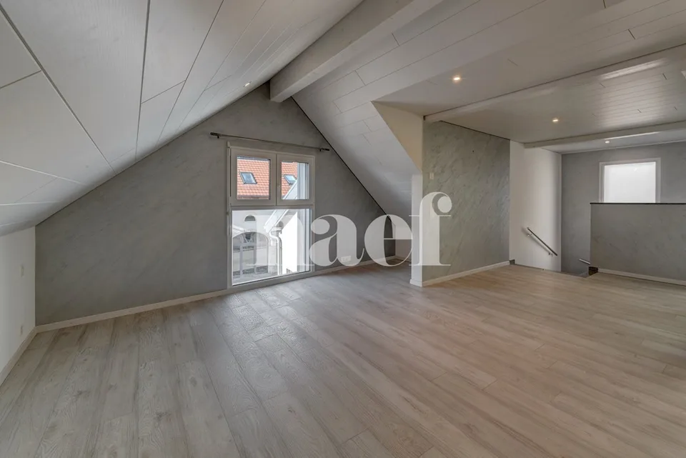 Haus im Dorf mit unabhängigem Büro – Foto 6 von 13