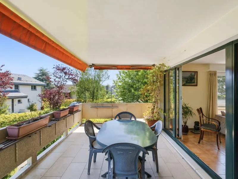 Appartement convivial - Prangins