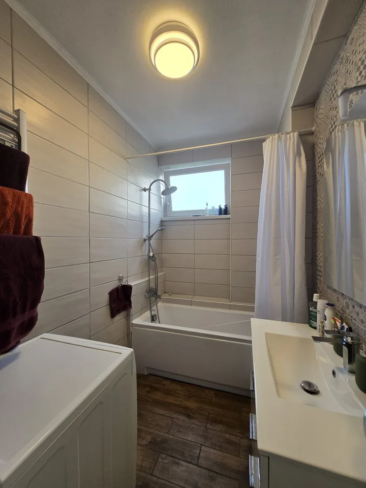 3-Bedroom Apartment – 72 m² – Ideal Location – photo 8 of 9