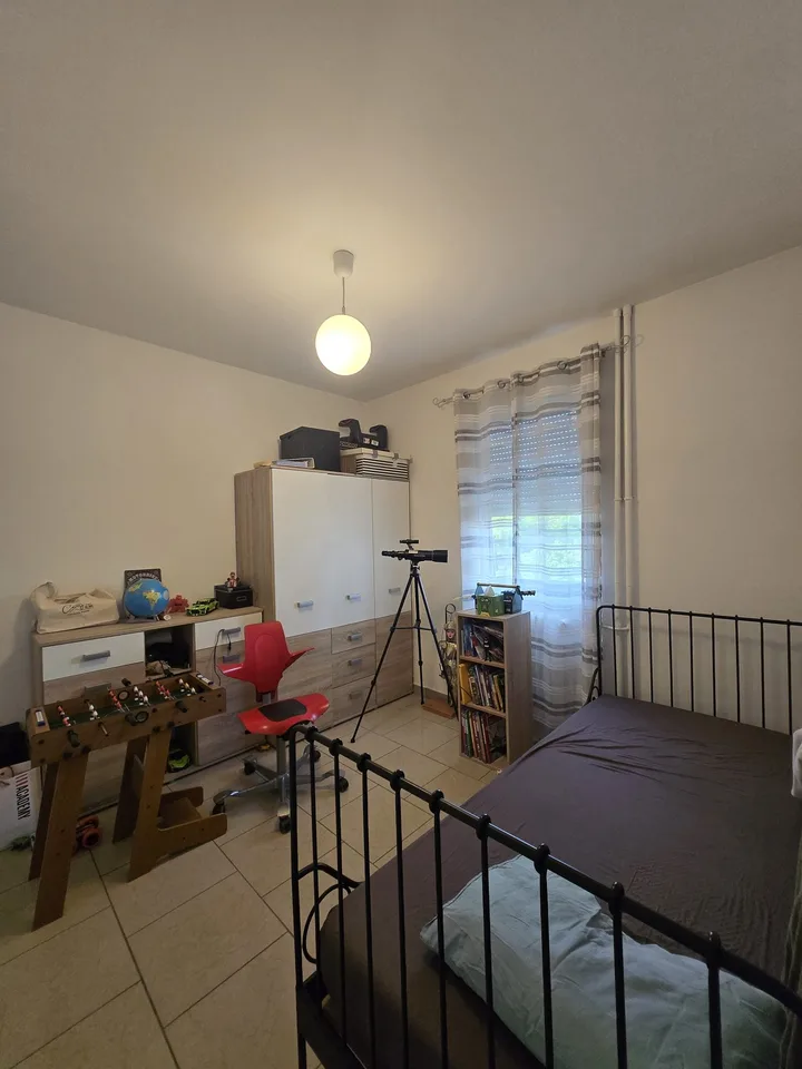 3-Bedroom Apartment – 72 m² – Ideal Location – photo 6 of 9