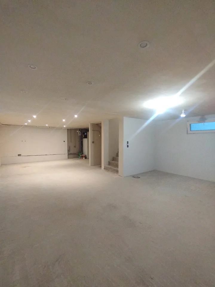 Casa contemporanea vicina al confine svizzero – foto 13 di 13