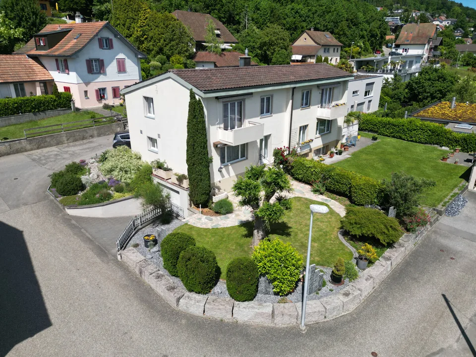 Casa a schiera di 4,5 locali in posizione soleggiata