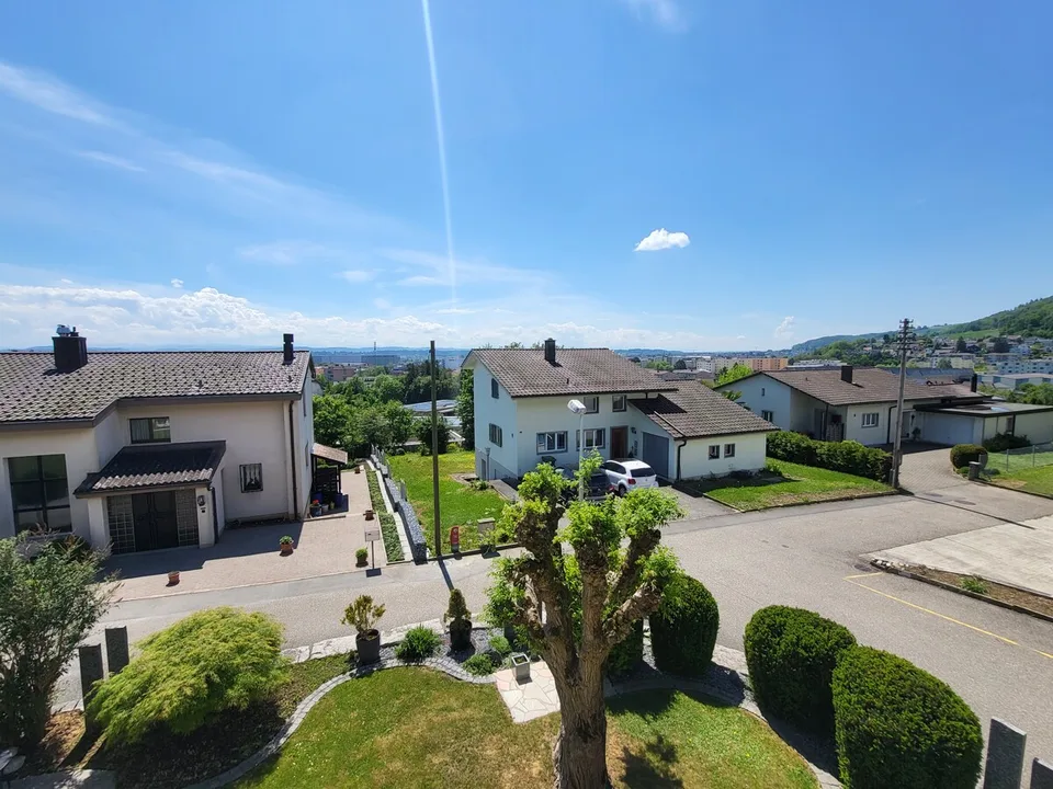 Casa a schiera di 4,5 locali in posizione soleggiata
