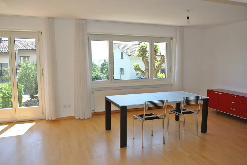Maison mitoyenne de 4,5 pièces dans un emplacement ensoleillé – photo 7 sur 13