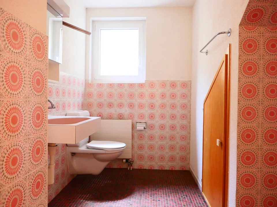 Maison individuelle, bien entretenue avec emplacement élevé pour vivre et une belle vue ... – photo 13 sur 20
