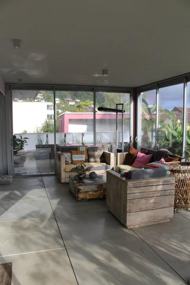 Modernes Minergie-Einfamilienhaus mit Pool, Sauna und atemberaubendem Ausblick in Beringen – Foto 8 von 27