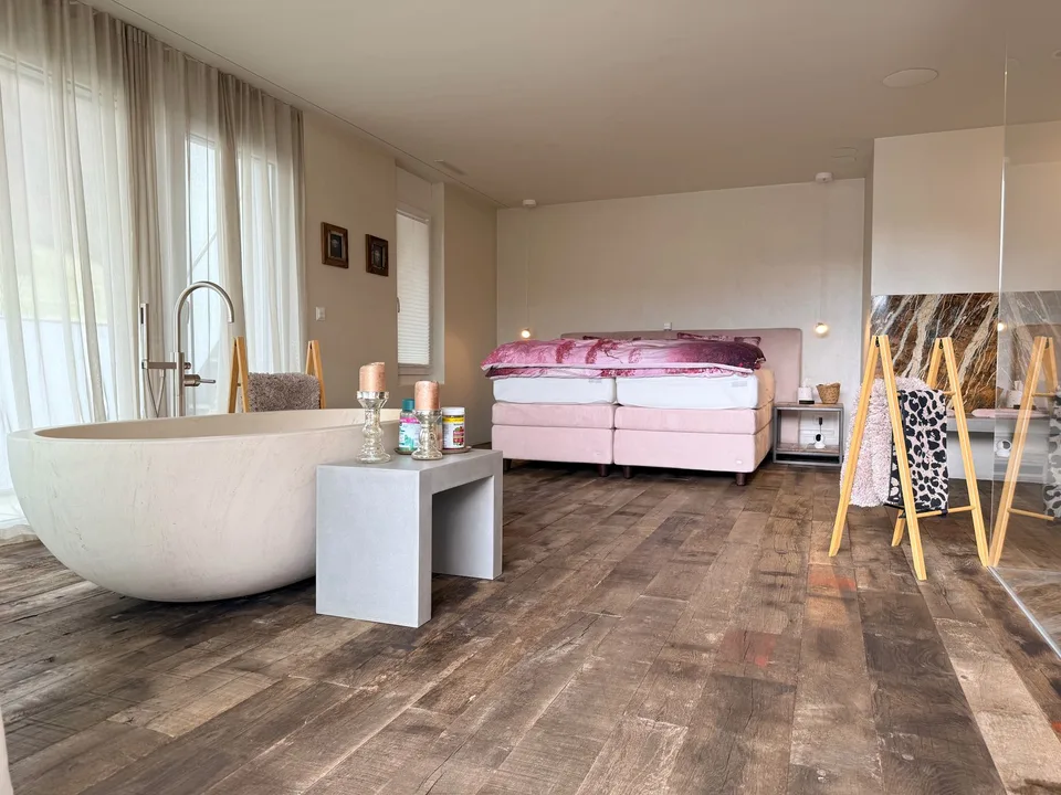 Modernes Minergie-Einfamilienhaus mit Pool, Sauna und atemberaubendem Ausblick in Beringen – Foto 16 von 27