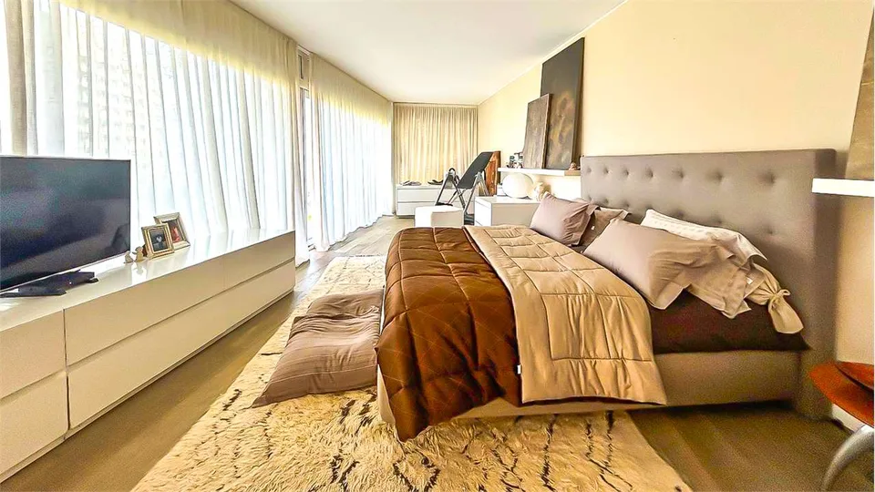 PRESTIGIOSO APPARTAMENTO CON GIARDINO E VISTA LAGO – foto 13 di 13