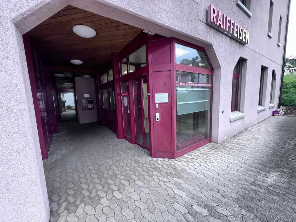 Bin i Gopfriedstutz a Kiosk.. or öppa a Bank? Bin i a Hotel or a Cashbox?