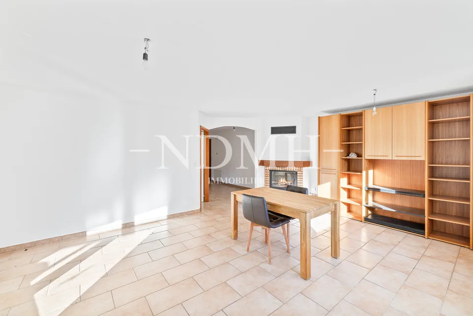 Grande villa avec deux appartements indépendants
