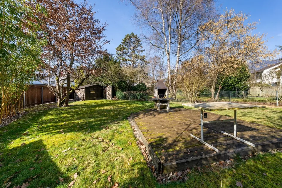 Casa unifamiliare di 5,5 locali a Soletta - migliore posizione, giardino invernale