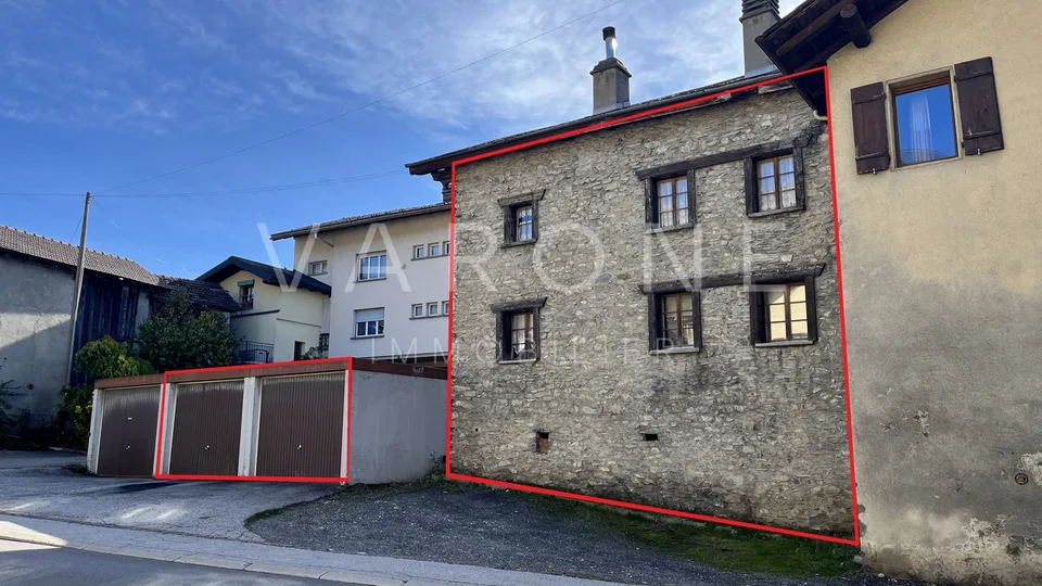 Maison villageoise de deux appartements à Roumaz/Savièse