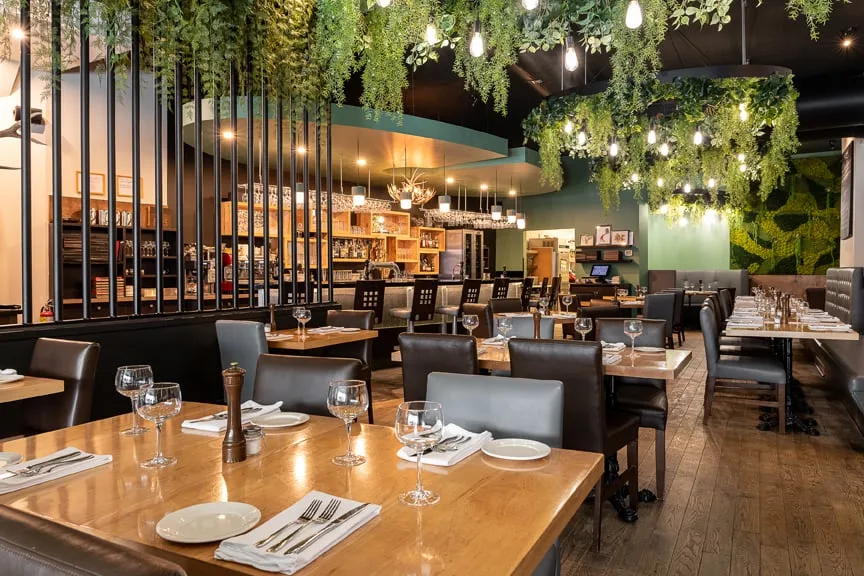 RESTAURANT CAFÉ BAR EVENTS DE GRANDE RENOMMÉE