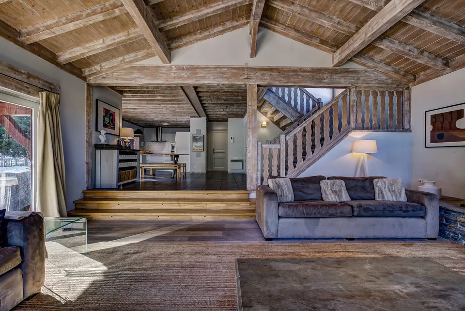 Delizioso chalet separato con cinque camere da letto e vista mozzafiato sul Monte Bianco