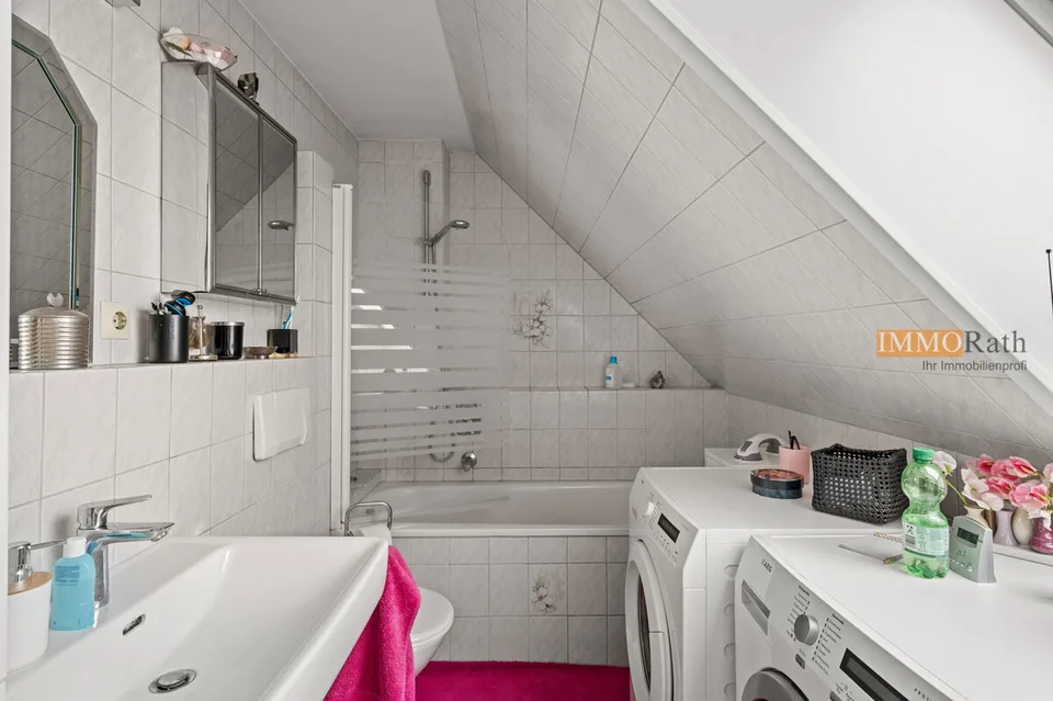 IMMORath.de - Appartement maisonnette lumineux avec balcon – photo 8 sur 13