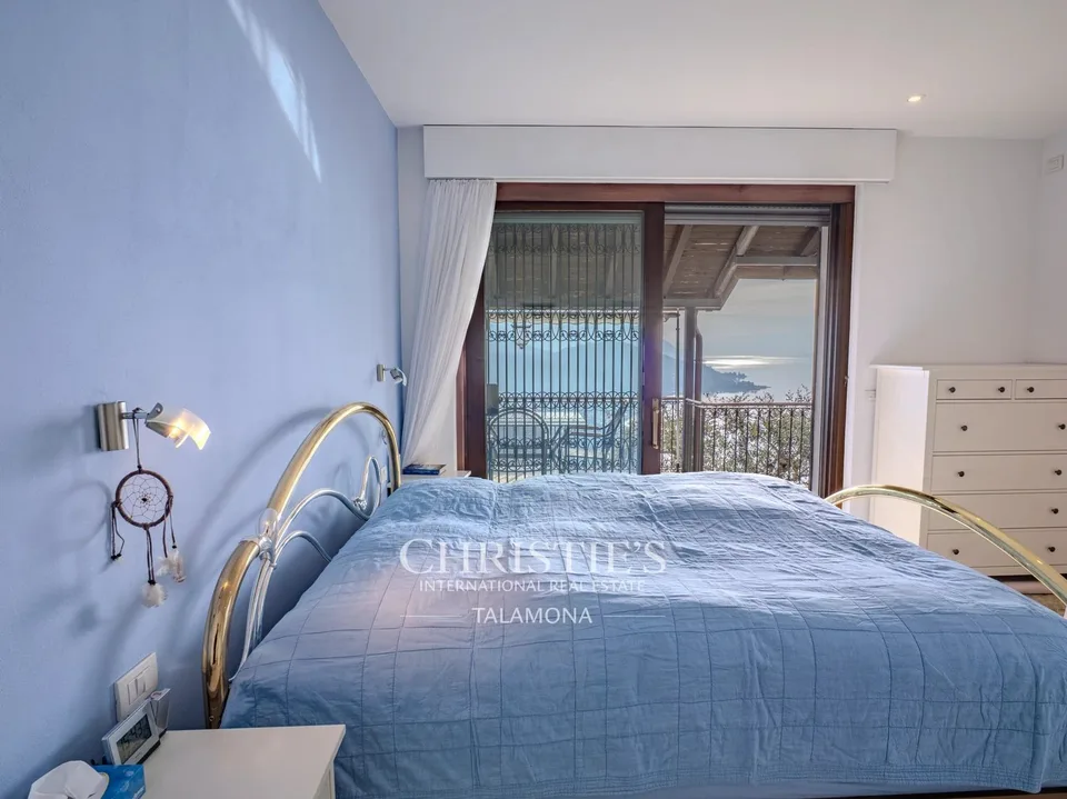 Villa mit Panoramablick, Terrasse und Pool in Luino – Foto 13 von 13