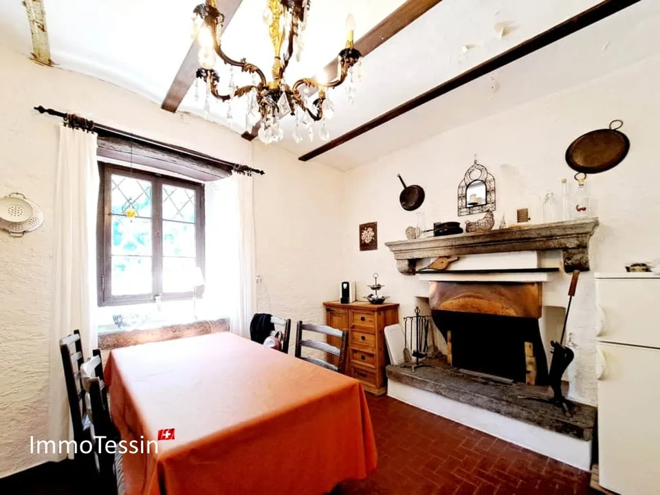 Casa ticinese affascinante con vista sul lago della diga di Verzasca & vista panoramica meravigliosa – foto 6 di 13