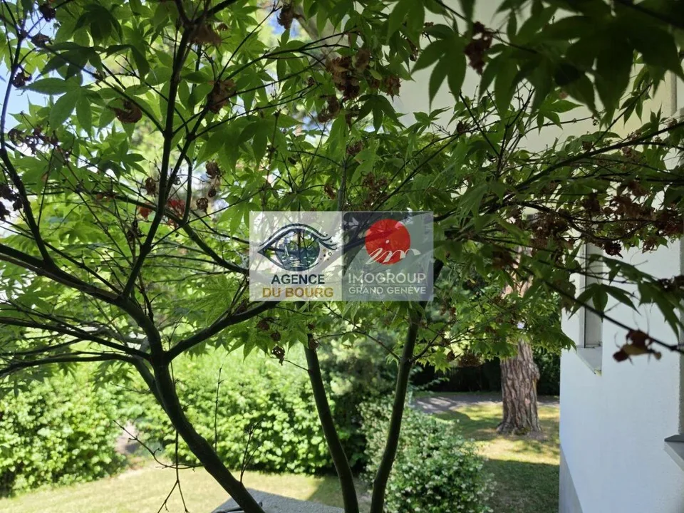 Spacieux duplex avec jardin privatif aux allures de maison - Anières