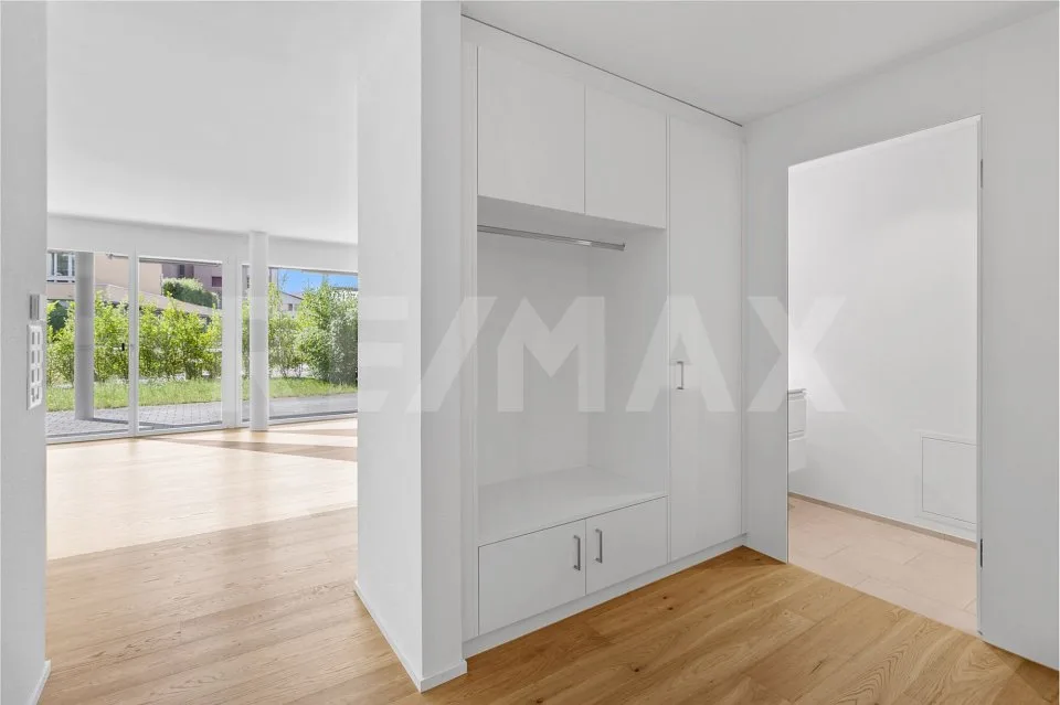 2 ½-Zimmer-Gartenwohnung, hell, modern und mit grossem Sitzplatz