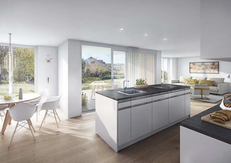 Ampio appartamento familiare con balcone a vetri