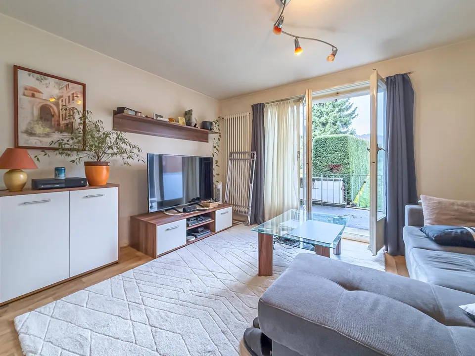 Casa residenziale e commerciale ben curata in vendita a Melchnau – foto 9 di 16