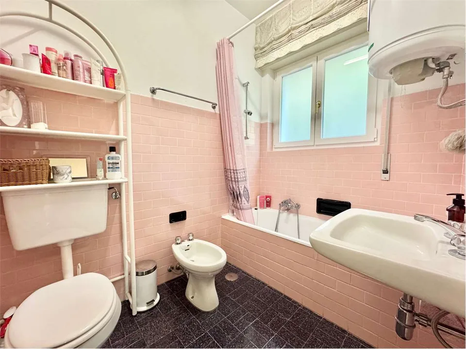 Appartement très soigné dans un emplacement très ensoleillé et calme – photo 12 sur 13