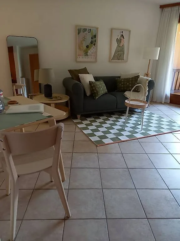 A LOUER - LOGEMENT MEUBLE AU COEUR DES BAINS DE SAILLON