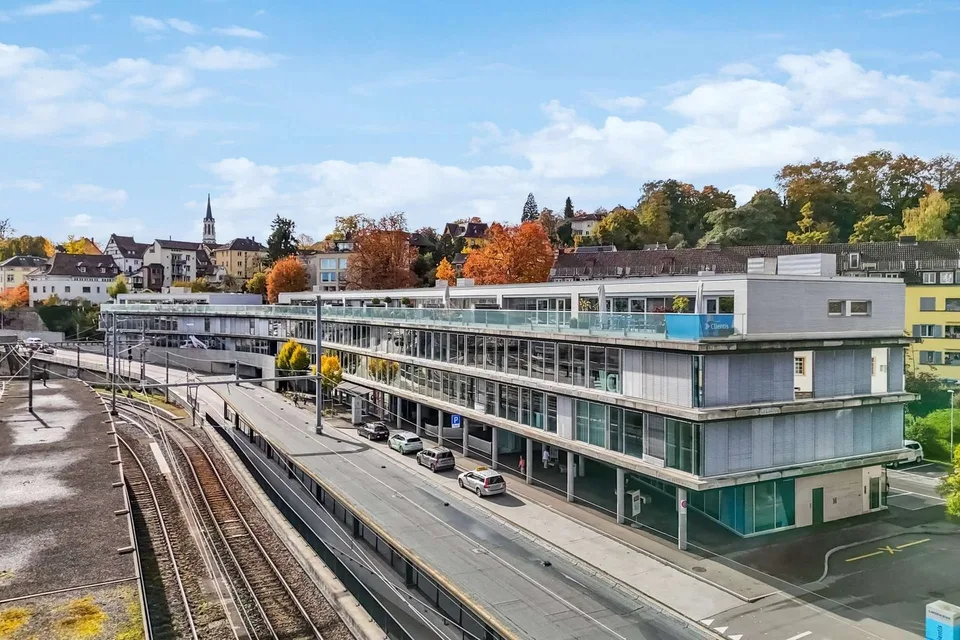 Top ausgebaute Gewerbe-/Büroflächen direkt am Bahnhof Schaffhausen
