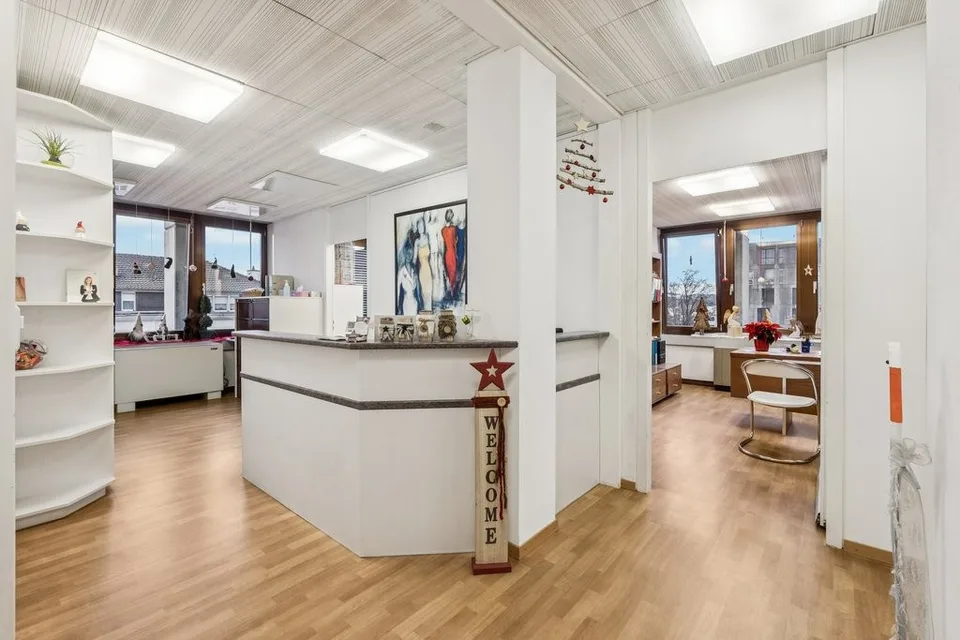 Occasion : Espace de pratique/bureau dans le populaire centre médical d'Arbon