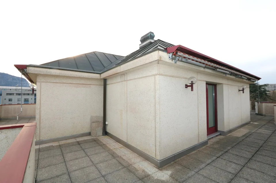 Appartamento attico di 5 locali con soppalco e terrazza a Thônex – foto 11 di 13
