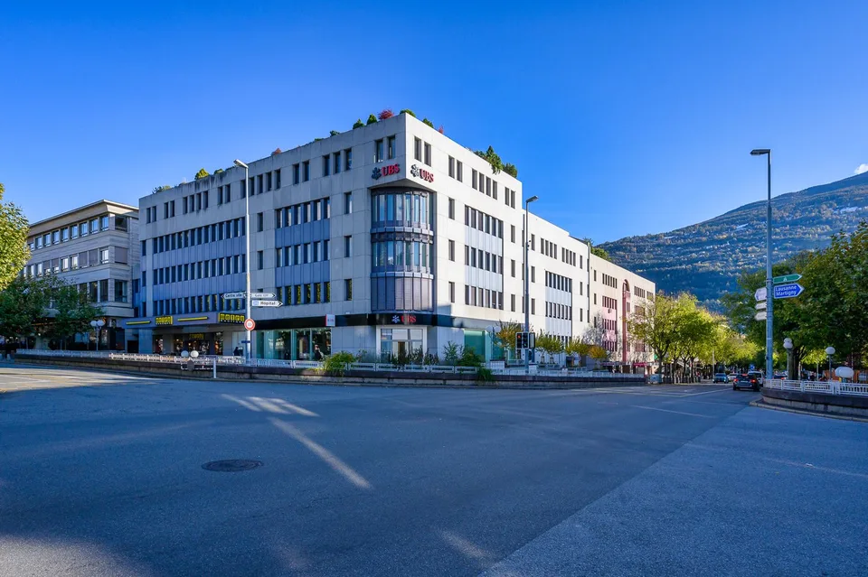 Dépôt de 152 m2 à louer proche de la gare