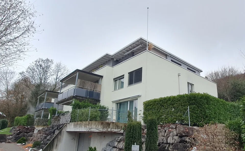 Helle 4.5-Zimmer-Duplexwohnung mit Sitzplatz und Lift in Attiswil
