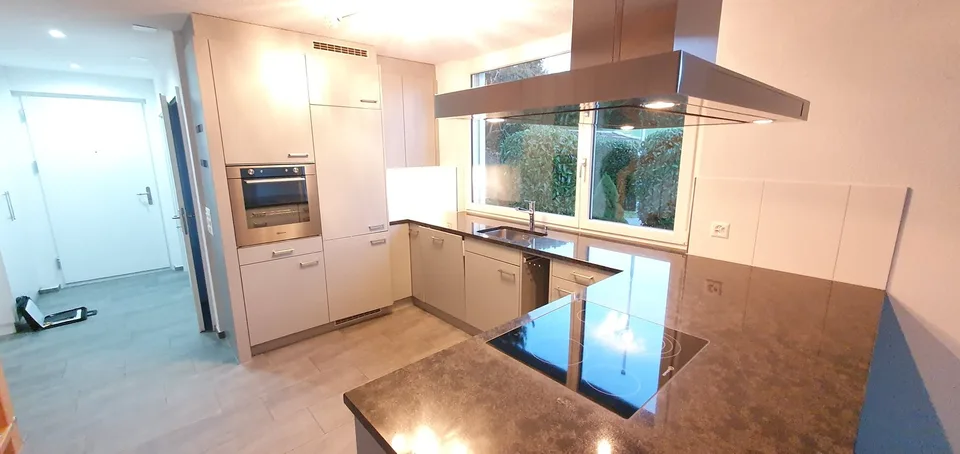 Appartement duplex lumineux 4.5 pièces avec espace de séjour et ascenseur à Attiswil