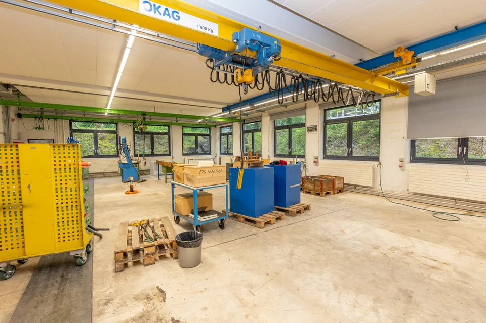 Grosszügige Gewerbefläche an zentraler Lage (zusammenhängend bis ca. 1'500m2) - ab CHF 90./m2