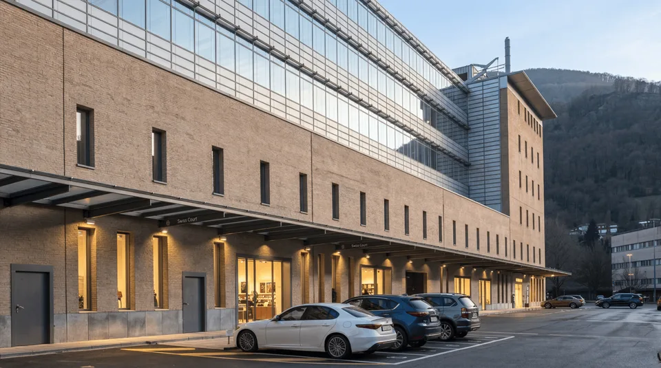 Suglio Business Center,  Manno - Spazi commerciali